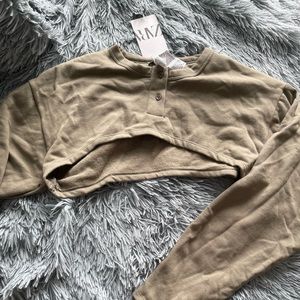 Arm warmer, very stylish and chic